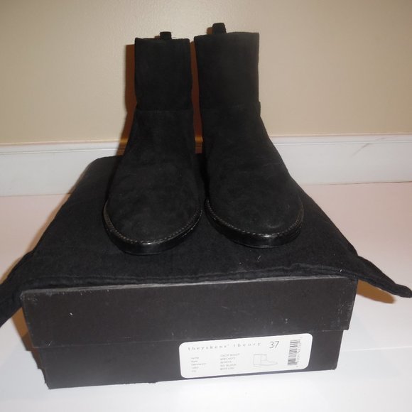 THEYSKENS THEORY Cropped Amaya Suede Ankle Boots Casual‎ Black Booties Shoes 7 - Picture 2 of 11